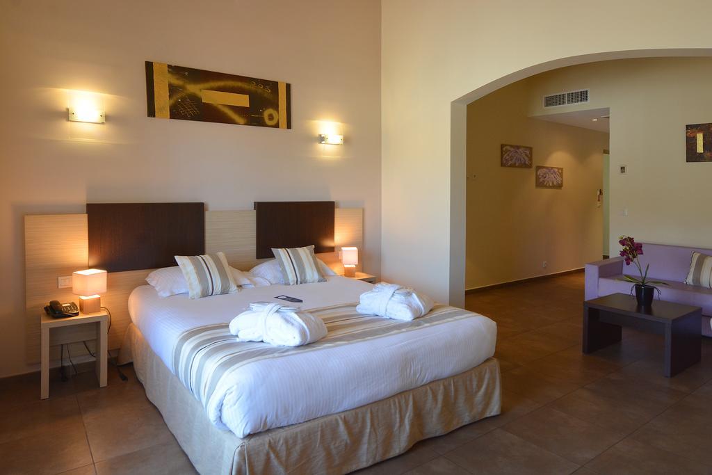 Hotel A Madonetta Bonifacio  Exterior photo